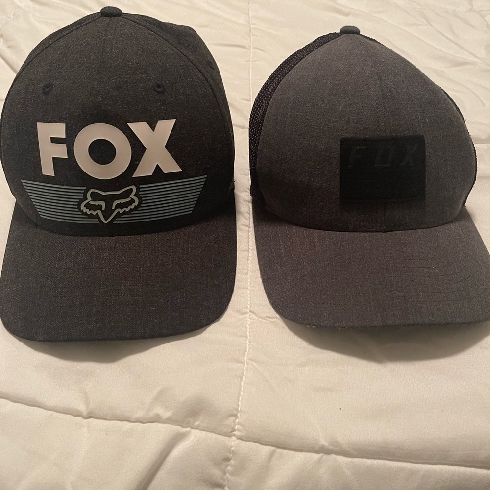 Fox Racing Hats 🧢 2 for $10. Size s/m
